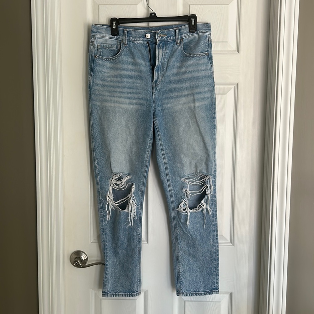 American Eagle Mom Jeans